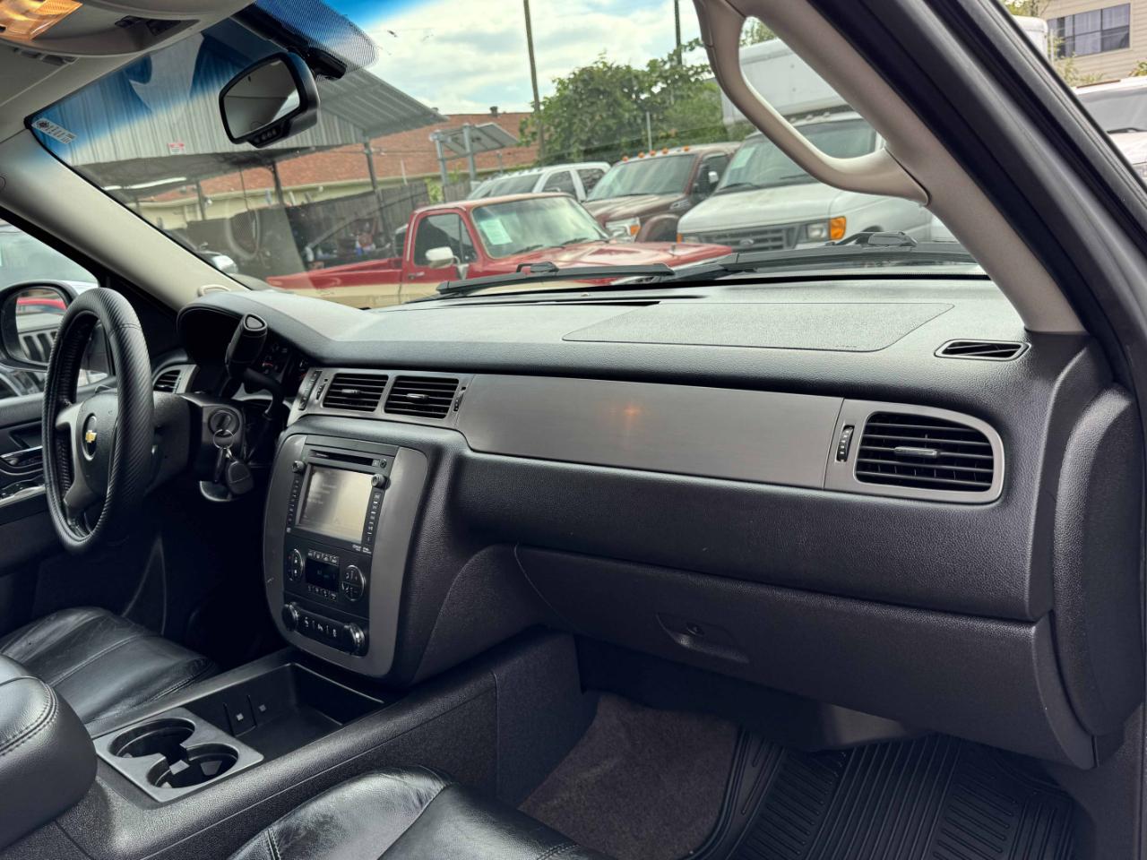 Chevrolet Tahoe LT 2WD 2013