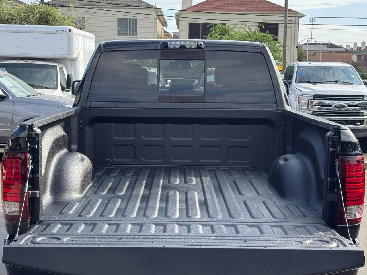 RAM 2500 Laramie Crew Cab 4WD 2016