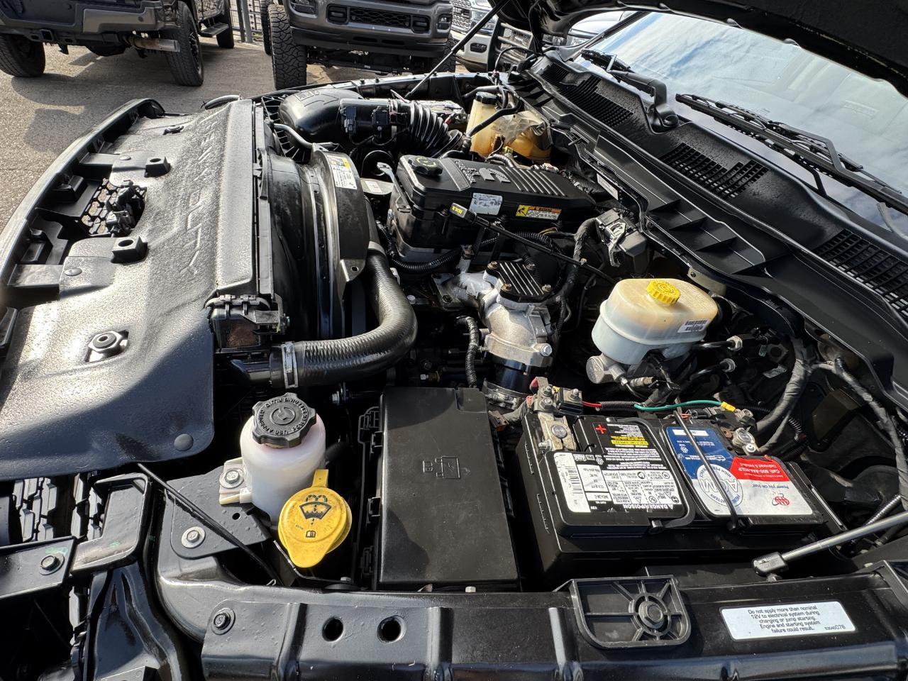 RAM 2500 Laramie Crew Cab 4WD 2016