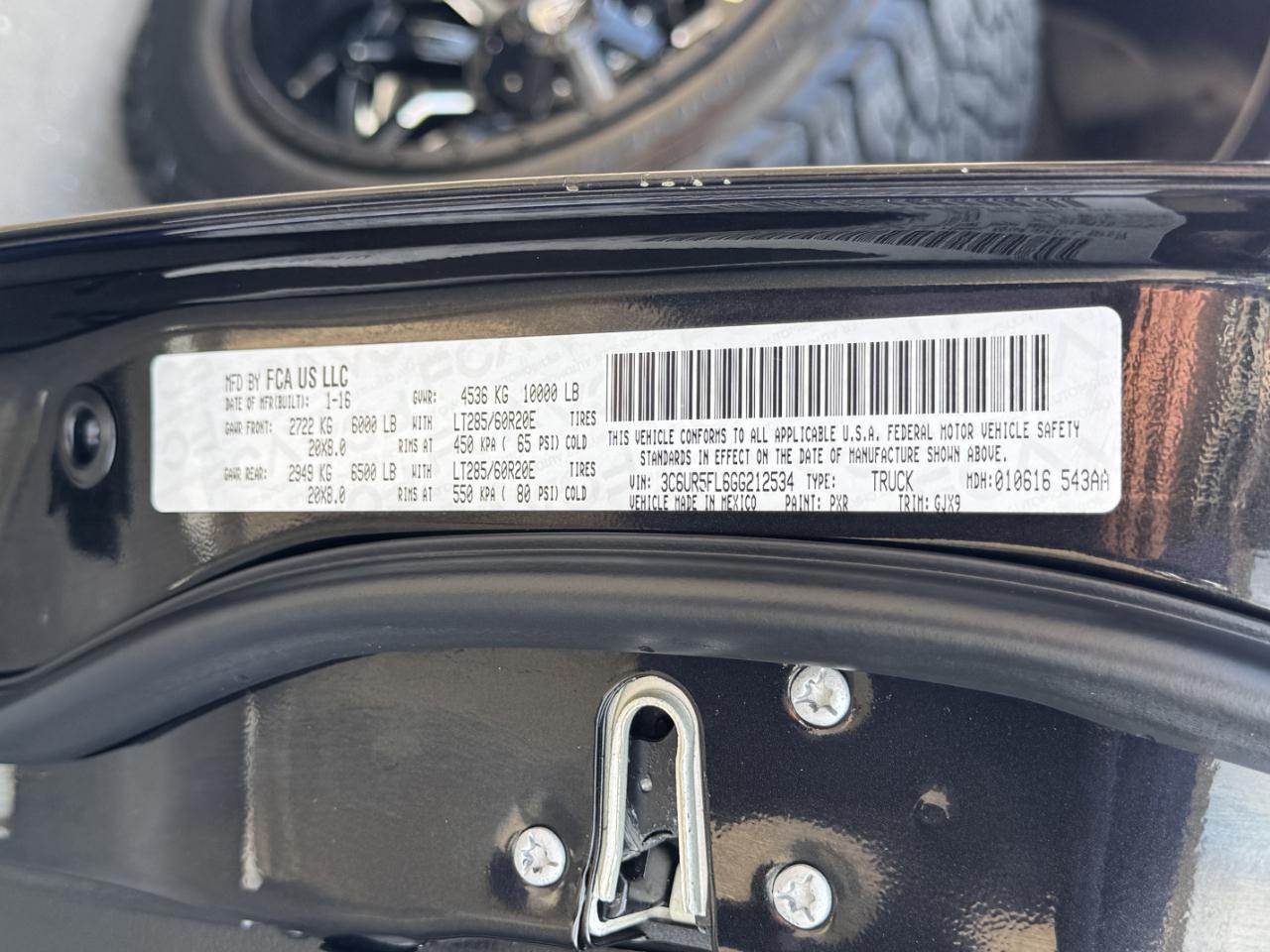 RAM 2500 Laramie Crew Cab 4WD 2016