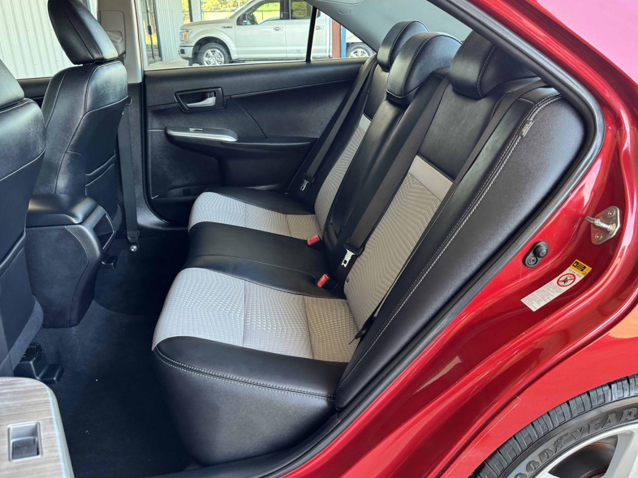 Toyota Camry  2014