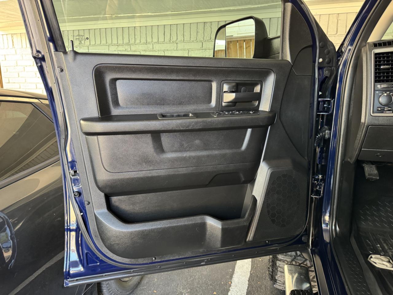 RAM 2500 Tradesman Crew Cab 4WD 2018