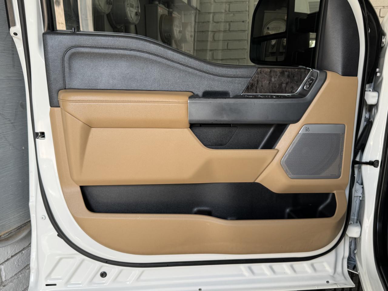 Ford Super Duty F-350 DRW  2023