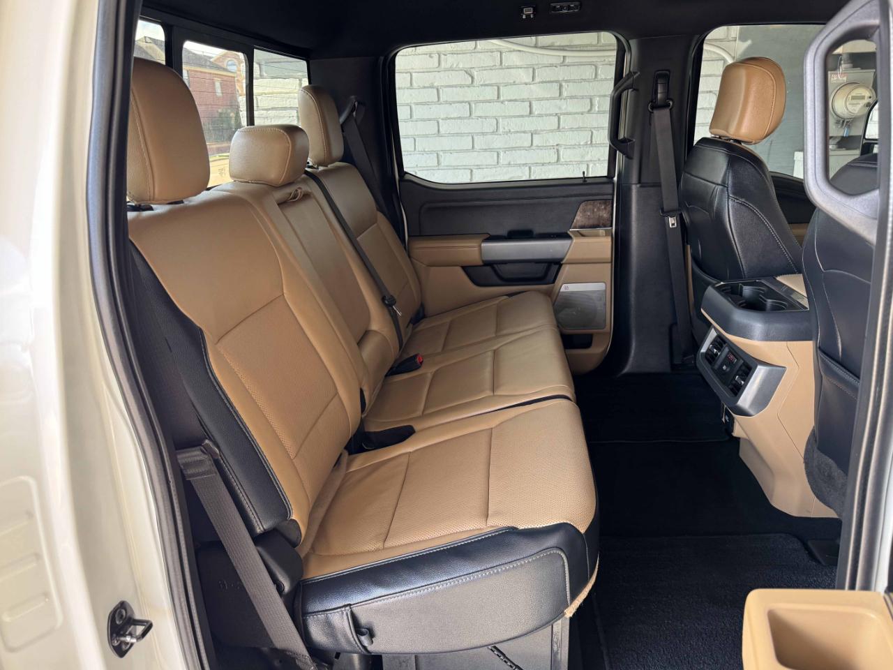 Ford Super Duty F-350 DRW  2023
