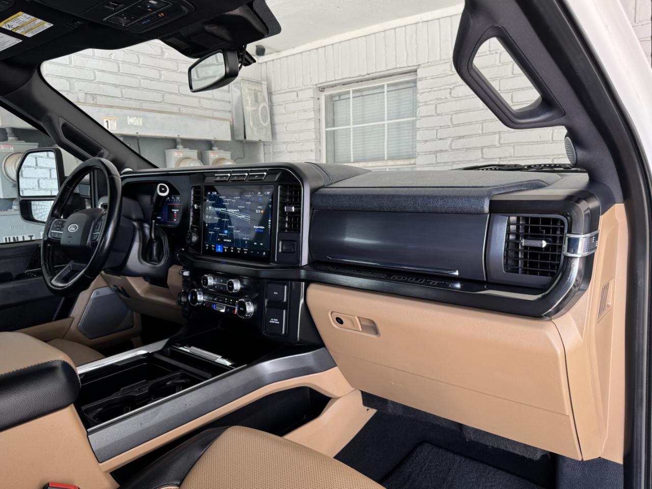 Ford Super Duty F-350 DRW  2023