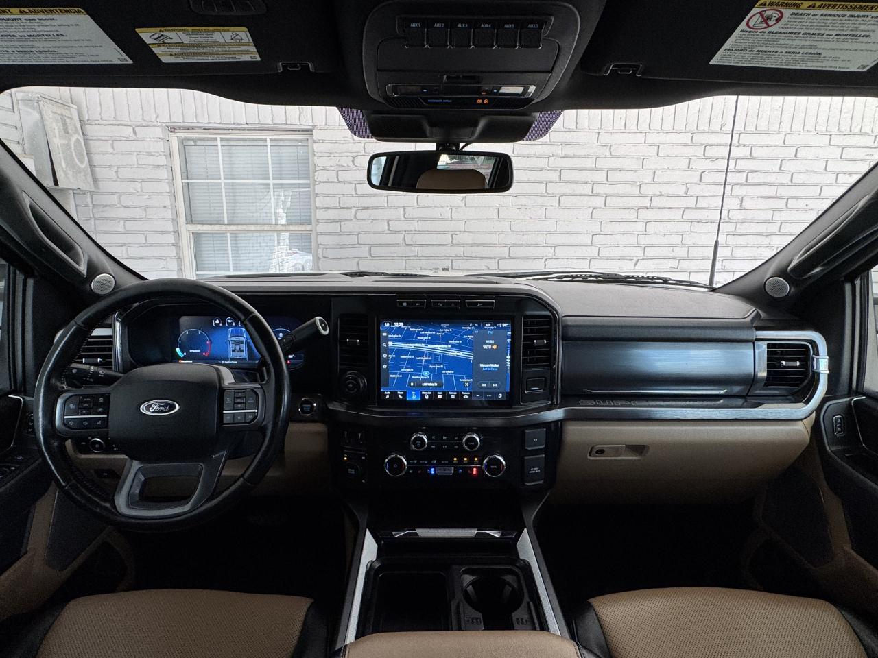 Ford Super Duty F-350 DRW  2023
