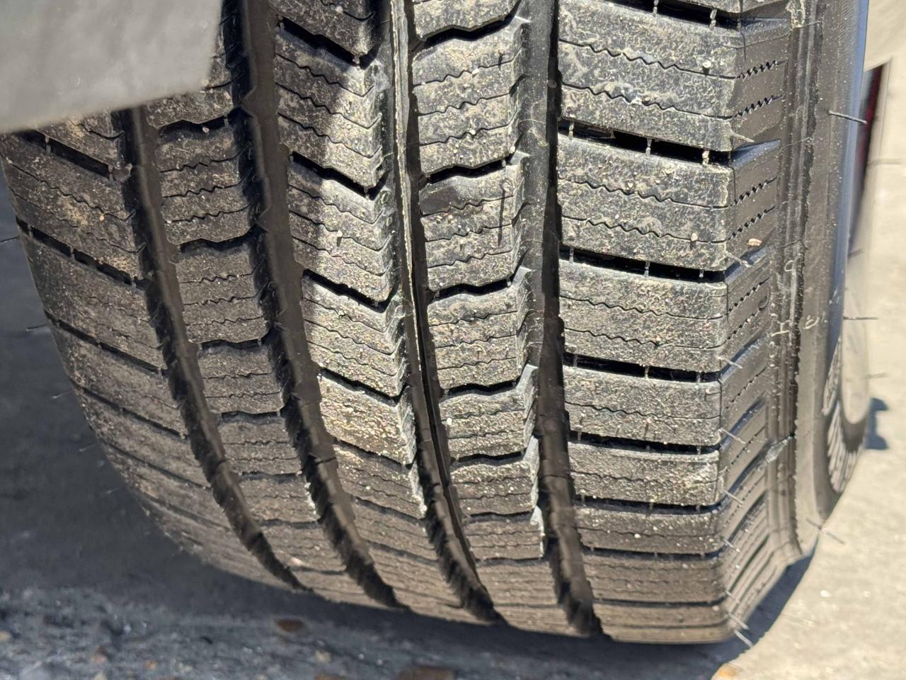 Ford Super Duty F-350 DRW  2023