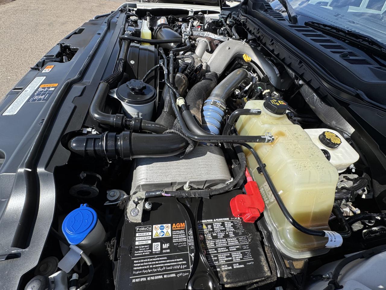 Ford Super Duty F-350 DRW  2023