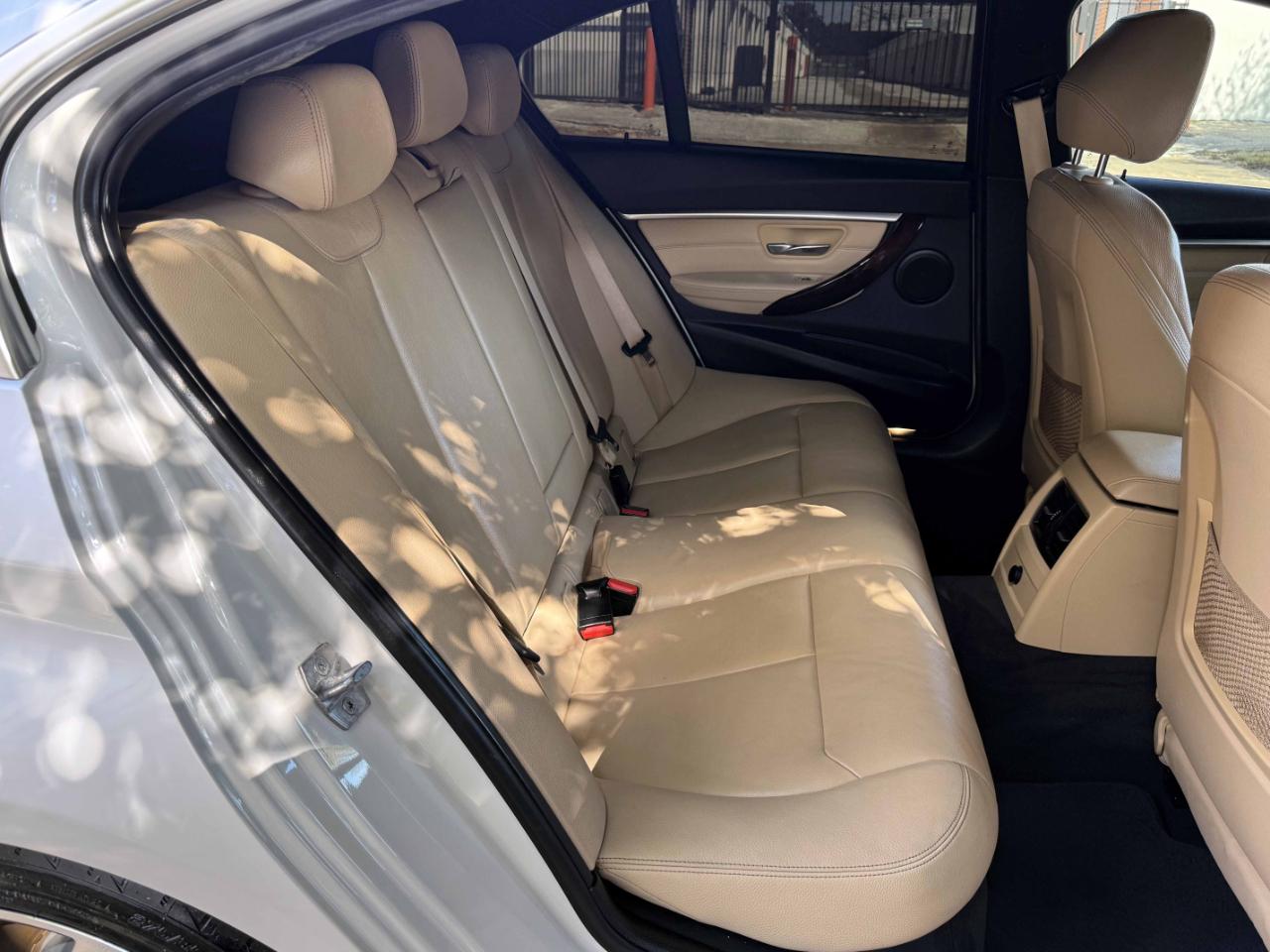 BMW 3 Series  2017