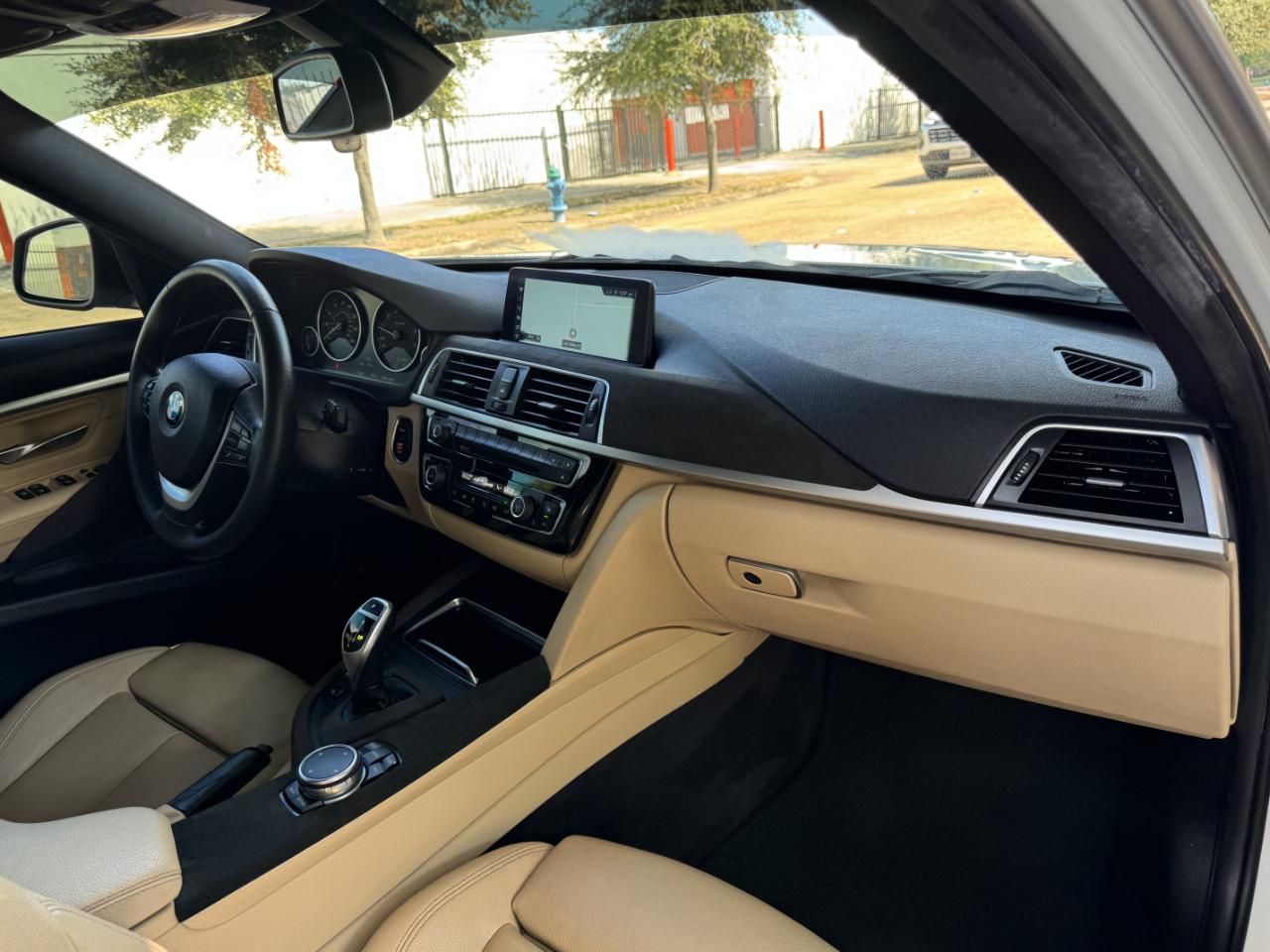 BMW 3 Series  2017