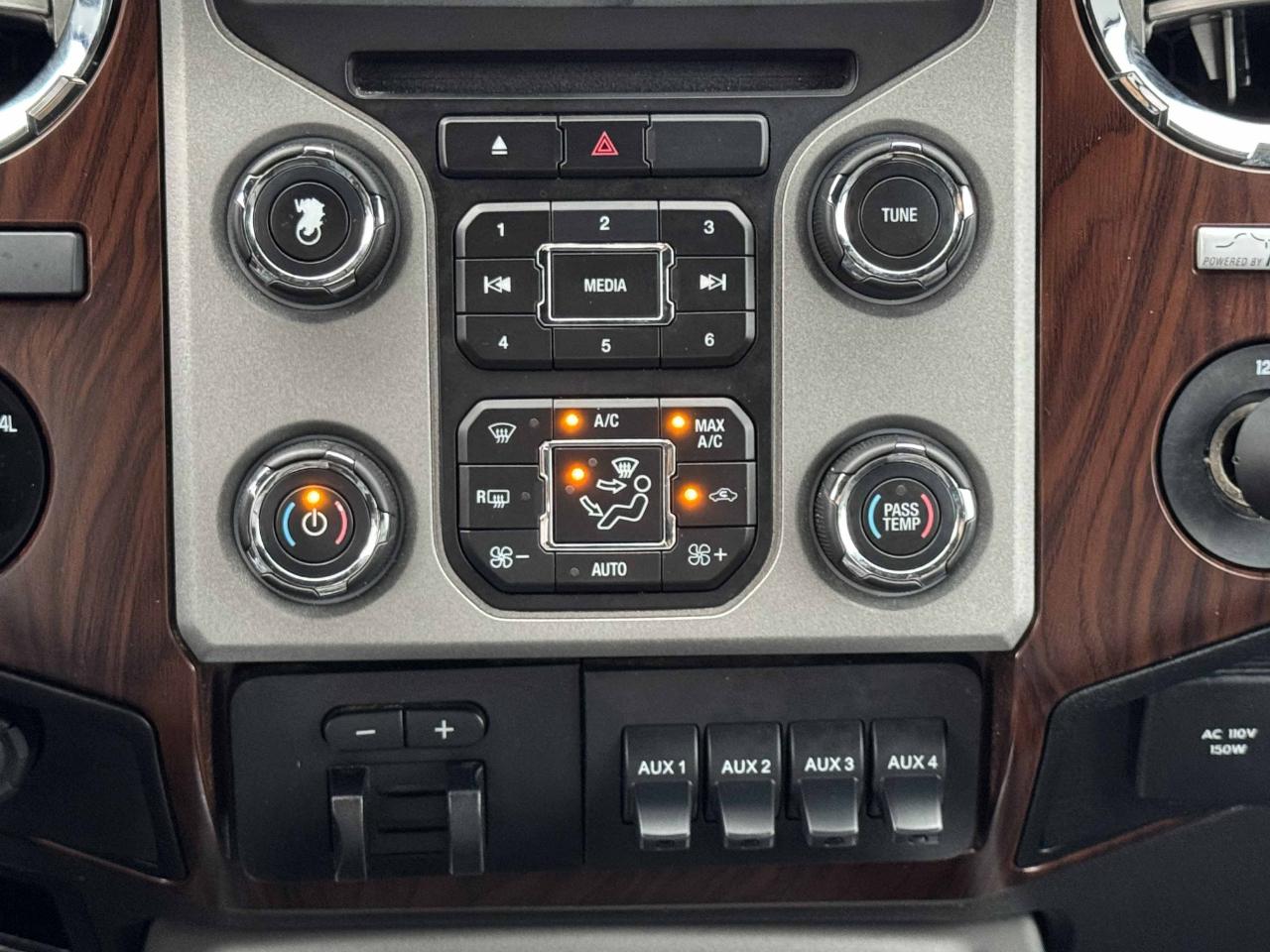 Ford Super Duty F-250 SRW  2014