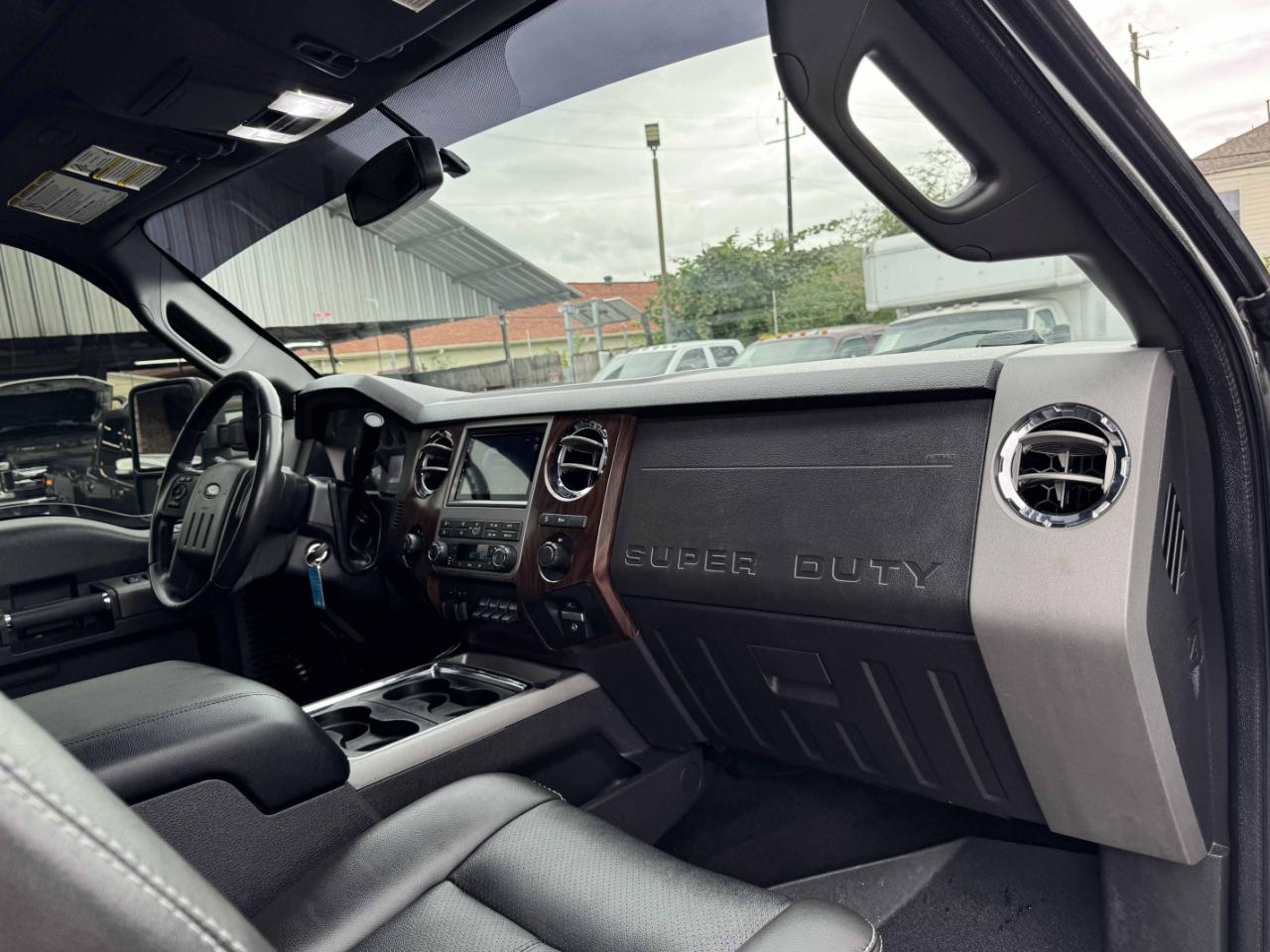 Ford Super Duty F-250 SRW  2012