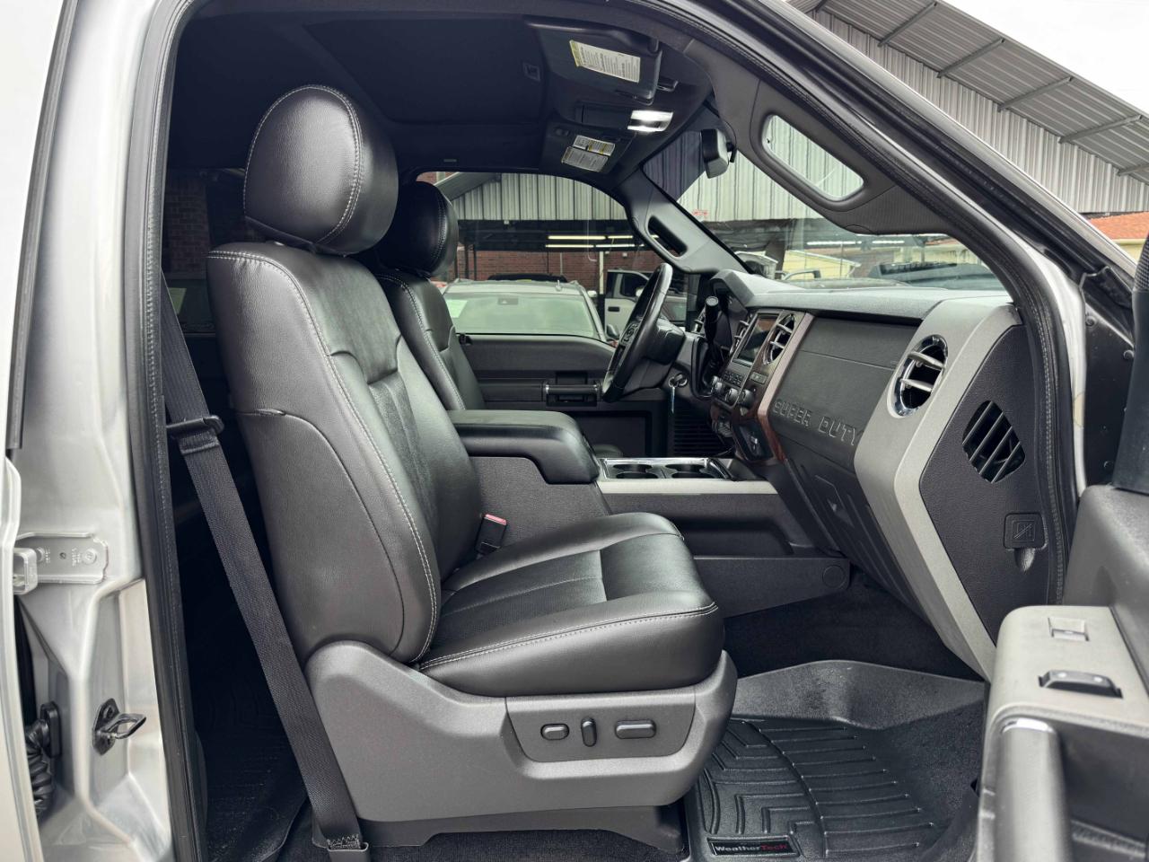 Ford Super Duty F-250 SRW  2012