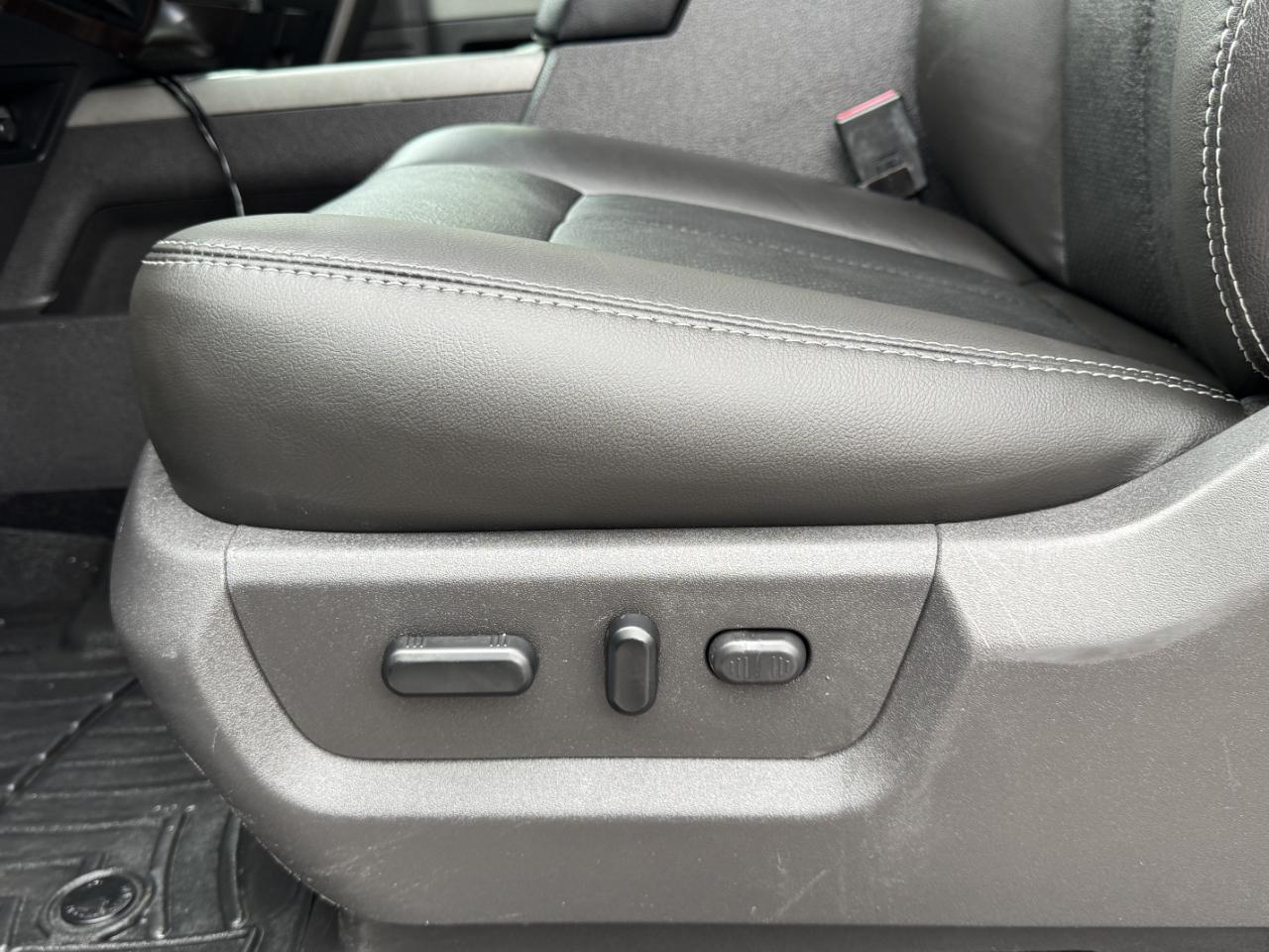 Ford Super Duty F-250 SRW  2012