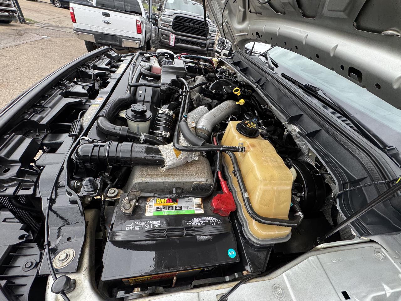 Ford Super Duty F-250 SRW  2012