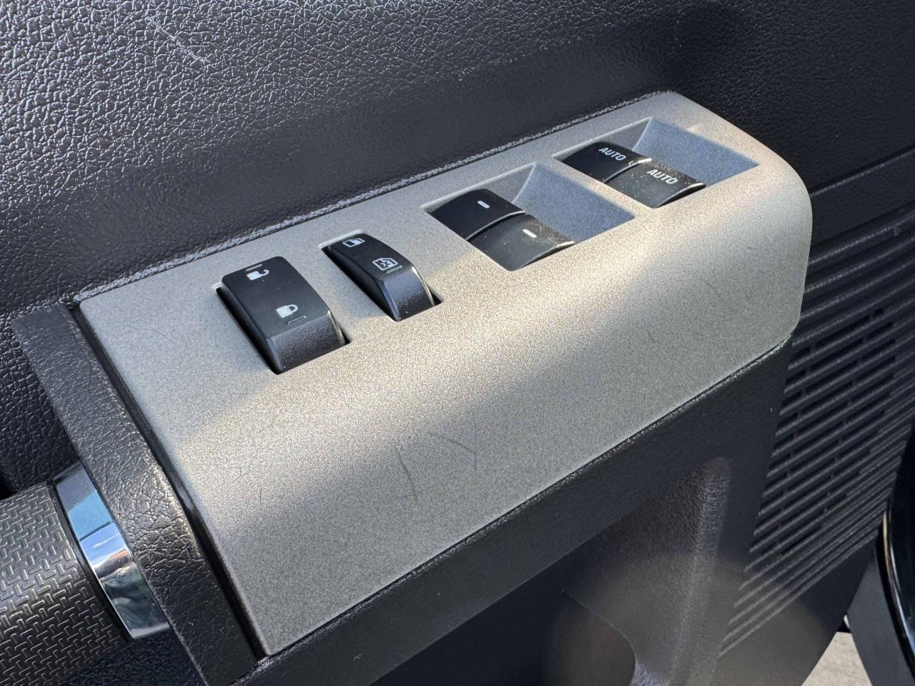 Ford Super Duty F-250 SRW  2015