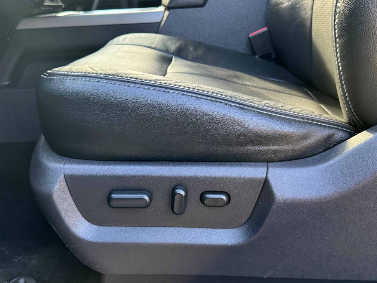 Ford Super Duty F-250 SRW  2015