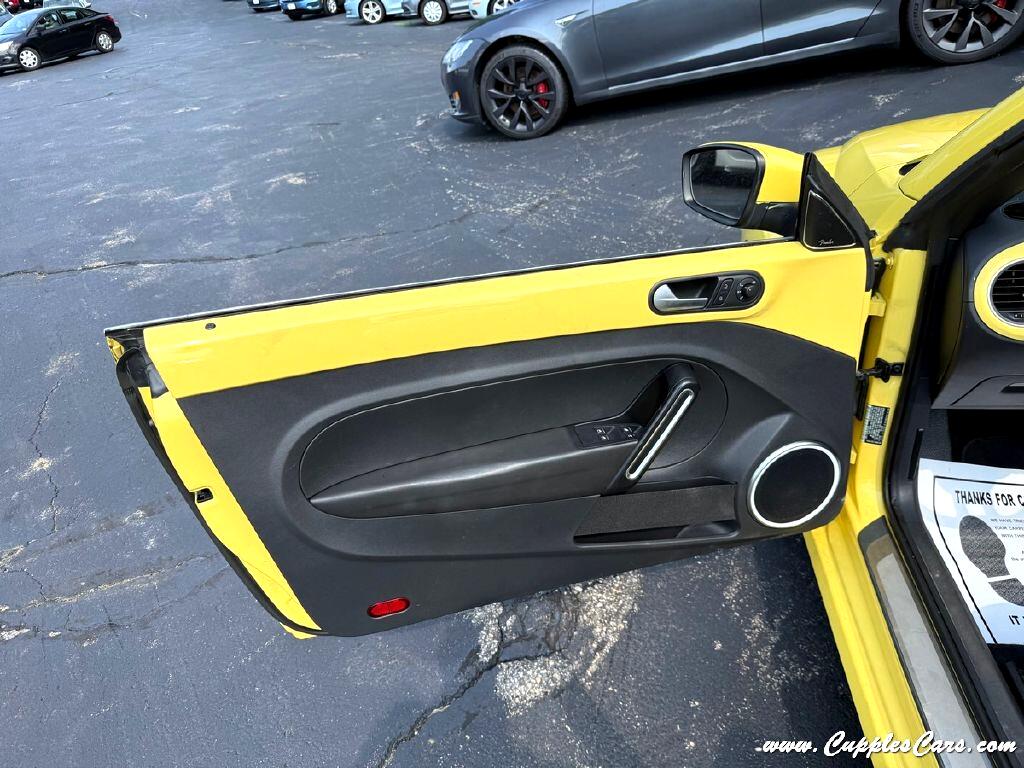 Volkswagen Beetle  2014 Volkswagen Beetle  2014