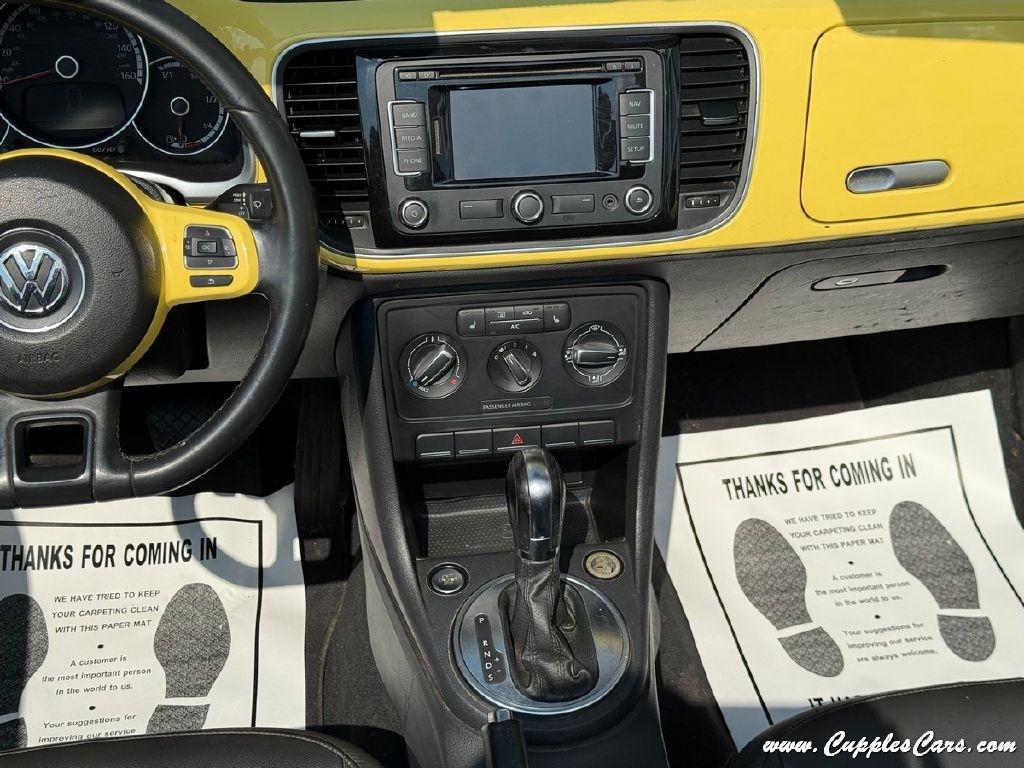 Volkswagen Beetle  2014