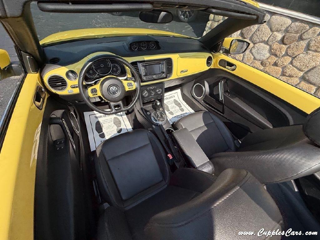 Volkswagen Beetle  2014