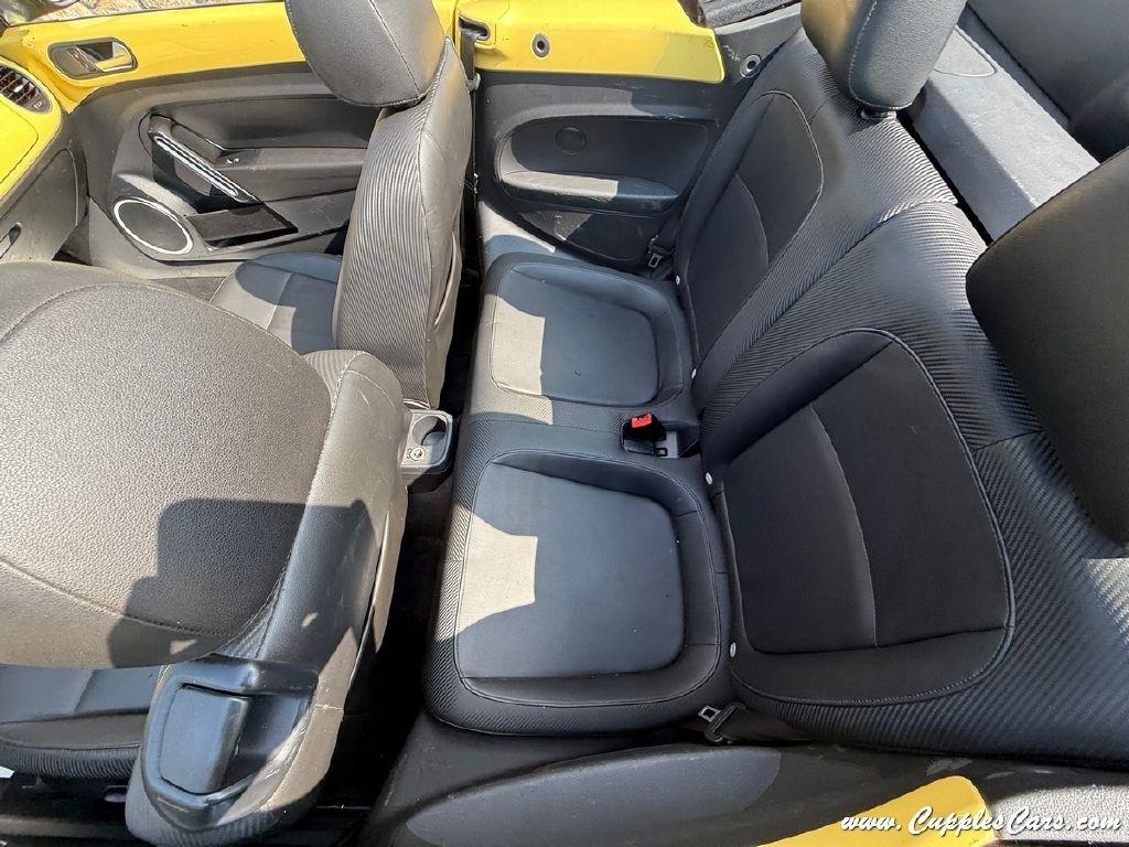 Volkswagen Beetle  2014