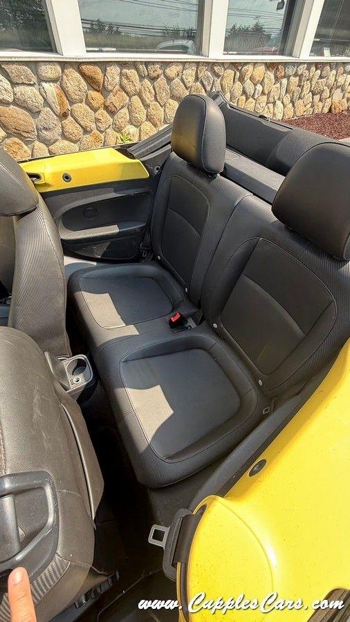 Volkswagen Beetle  2014