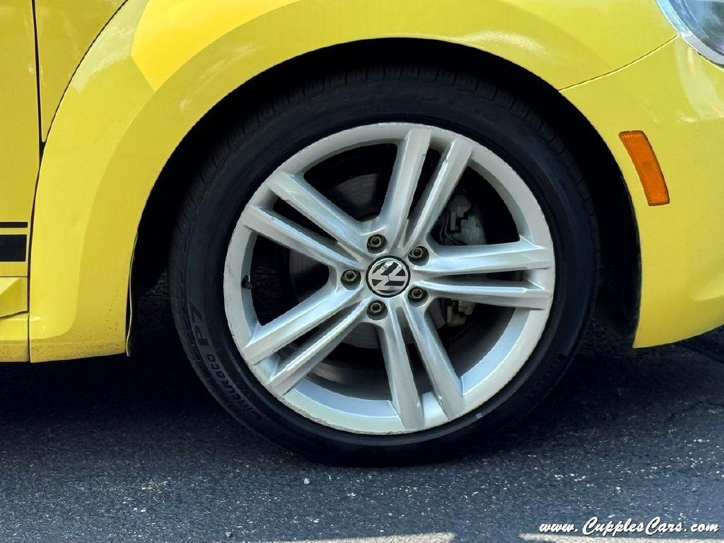 Volkswagen Beetle  2014