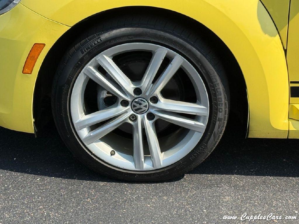 Volkswagen Beetle  2014