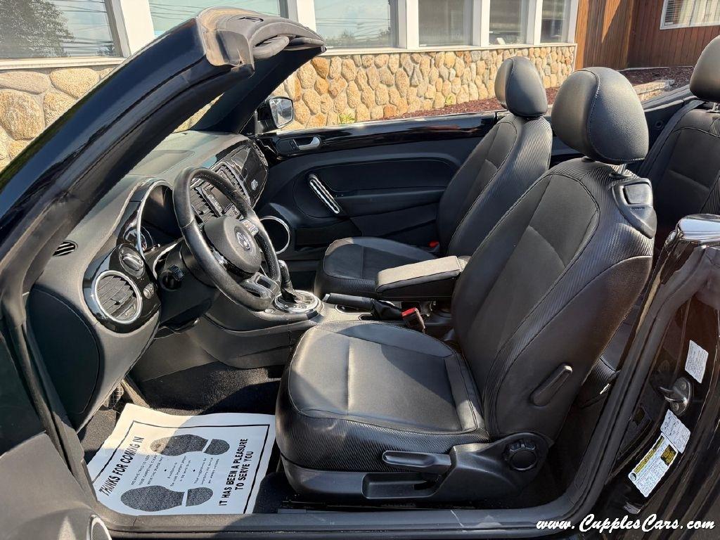 Volkswagen Beetle  2013