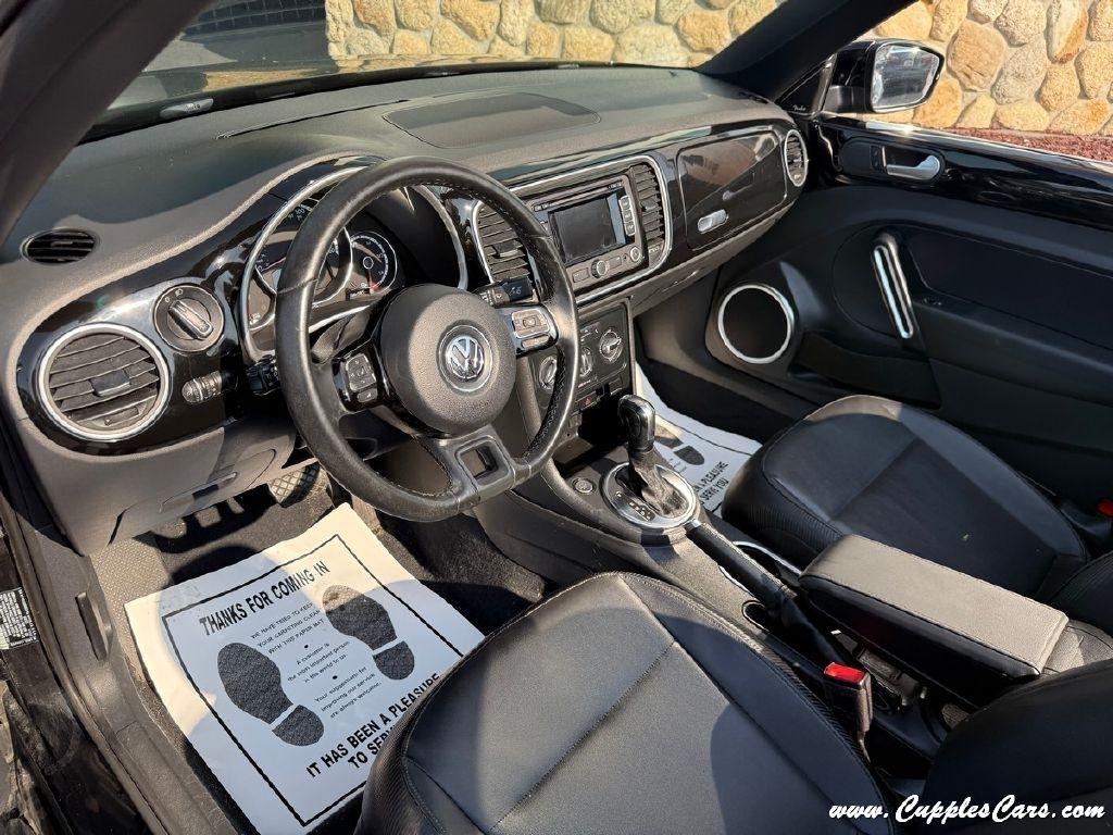 Volkswagen Beetle  2013