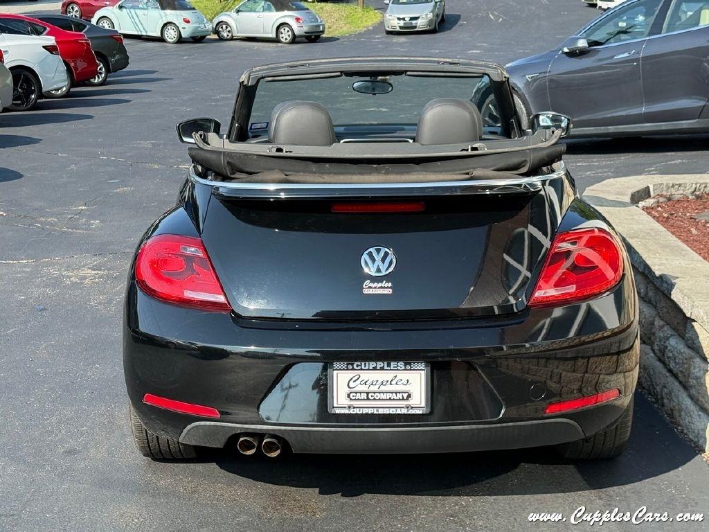 Volkswagen Beetle  2013