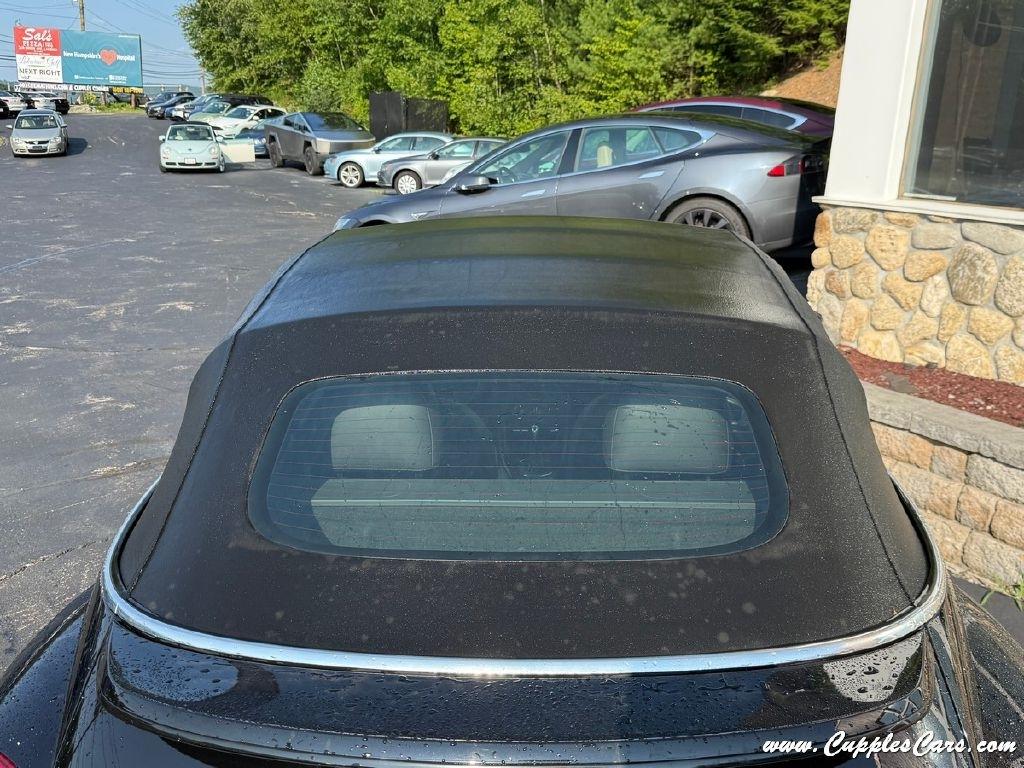 Volkswagen Beetle  2013