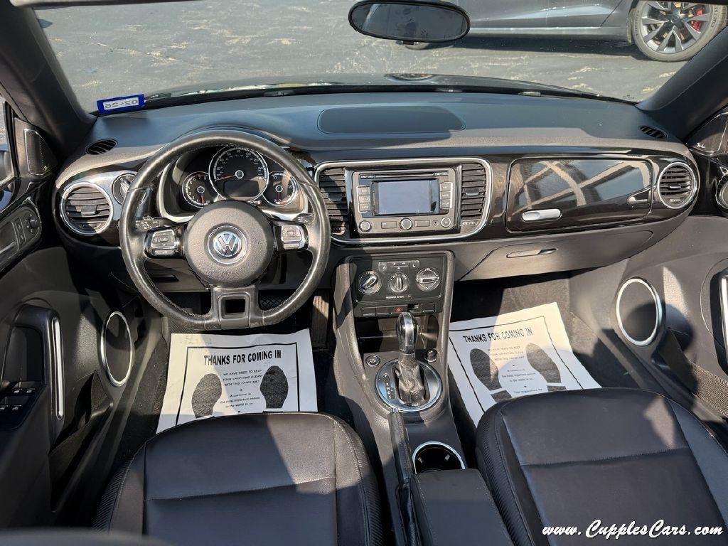 Volkswagen Beetle  2013