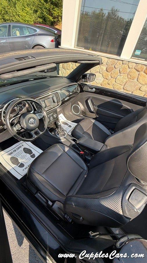 Volkswagen Beetle  2013