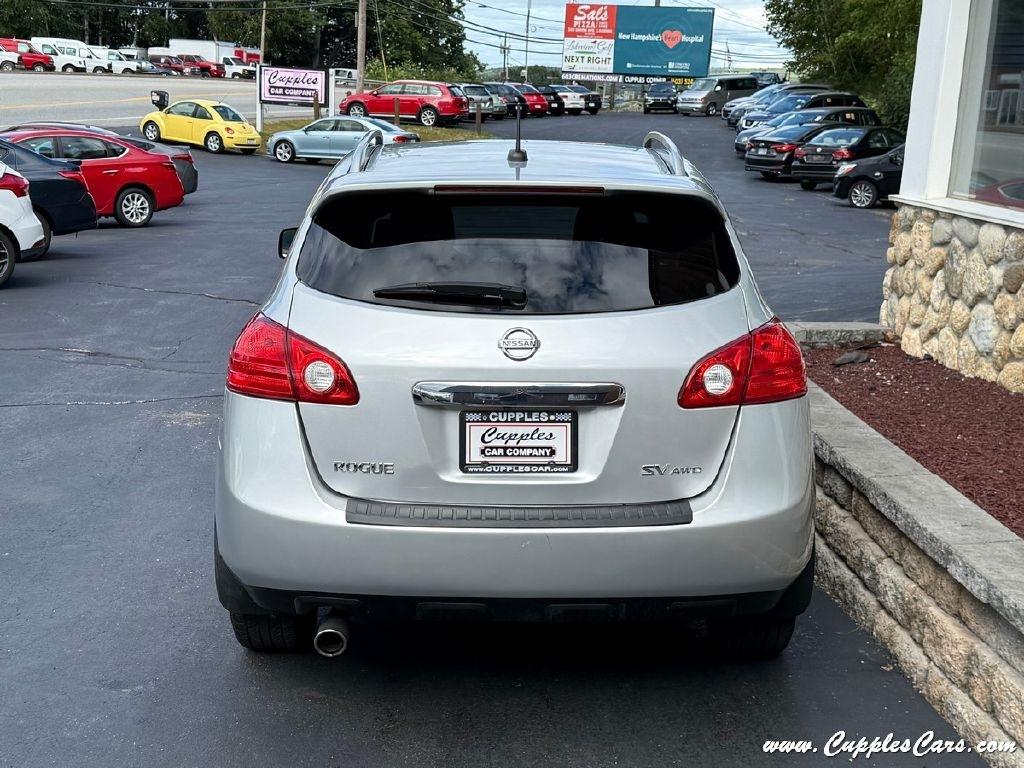 Nissan Rogue  2011
