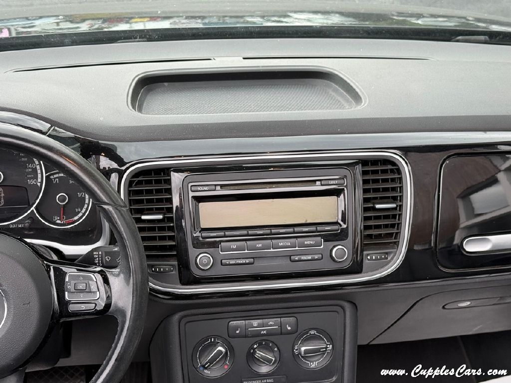 Volkswagen Beetle  2014 Volkswagen Beetle  2014