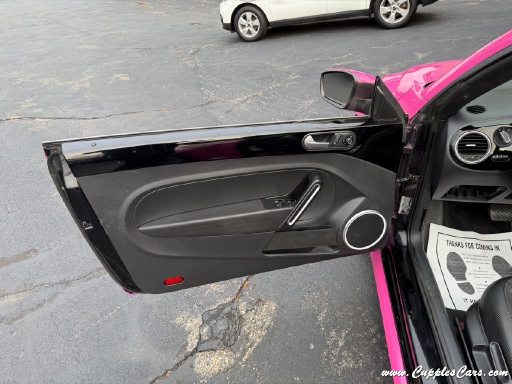 Volkswagen Beetle  2014