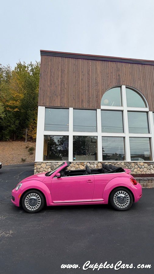 Volkswagen Beetle  2014