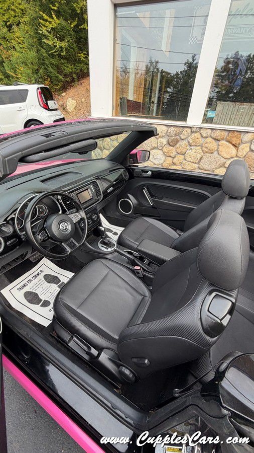 Volkswagen Beetle  2014