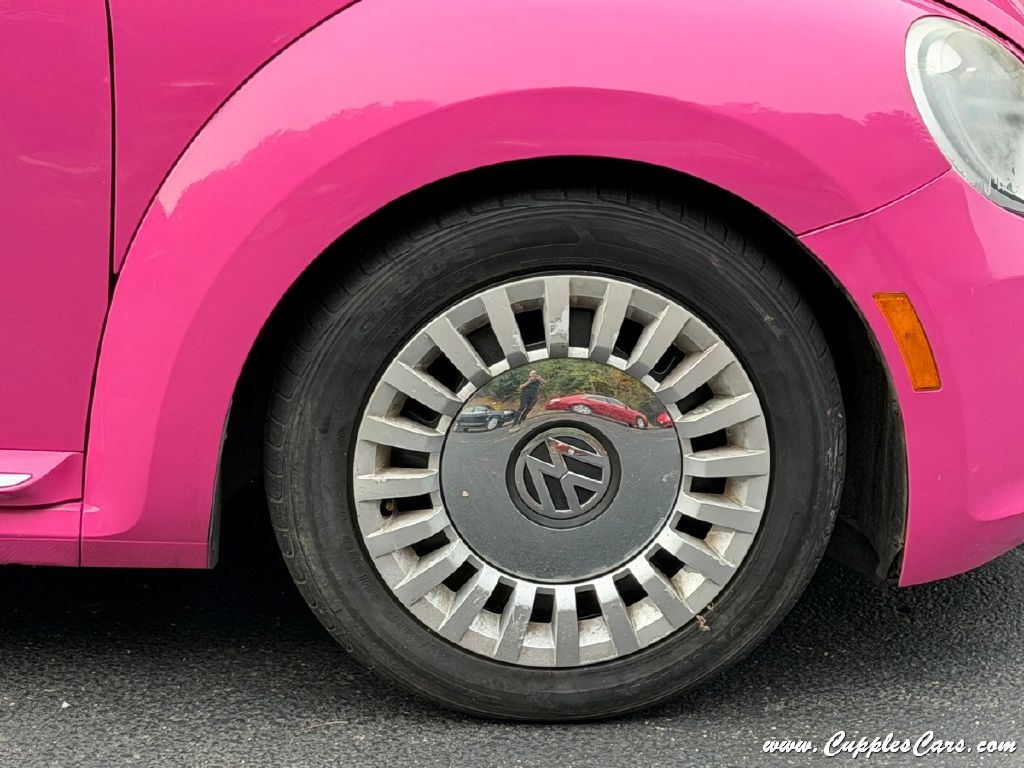 Volkswagen Beetle  2014