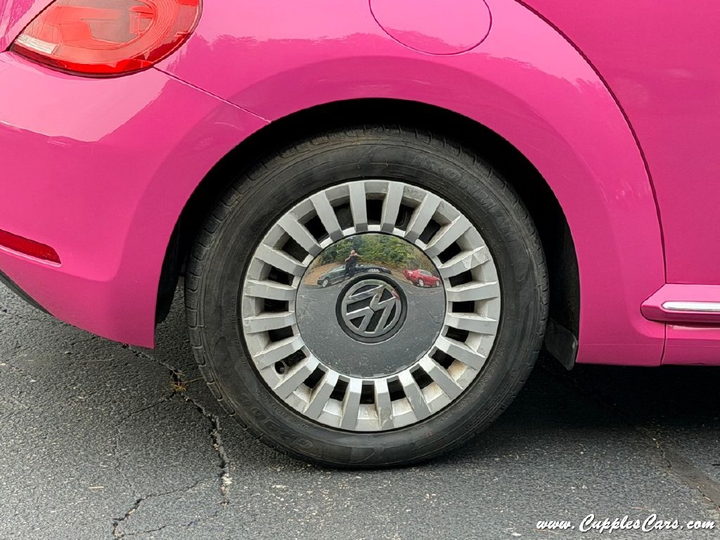 Volkswagen Beetle  2014