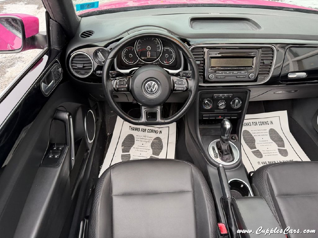 Volkswagen Beetle  2014