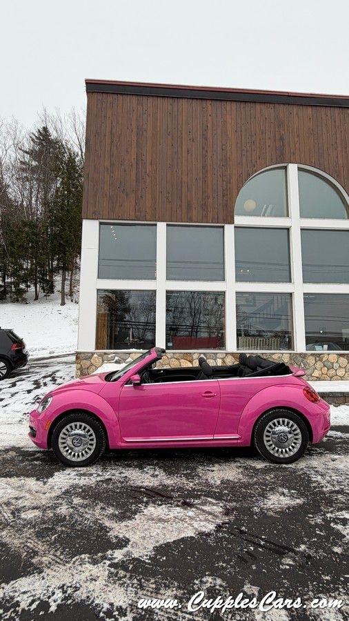 Volkswagen Beetle  2014