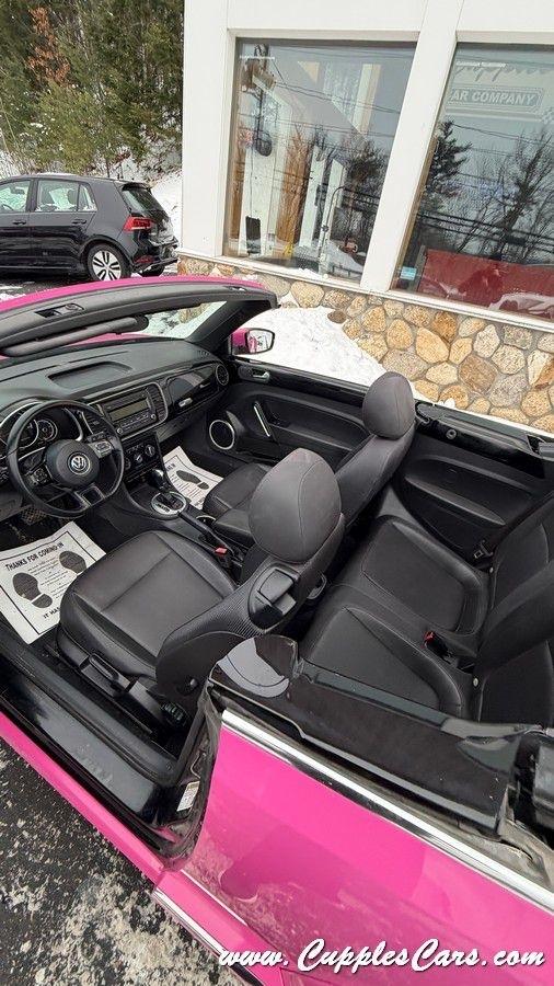 Volkswagen Beetle  2014