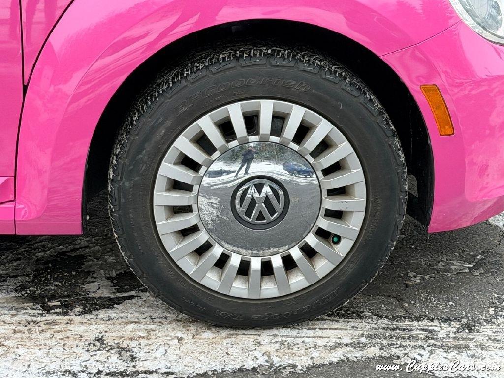 Volkswagen Beetle  2014