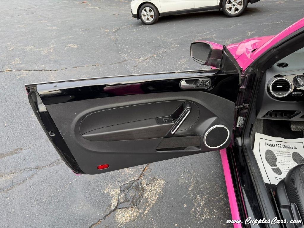 Volkswagen Beetle  2014