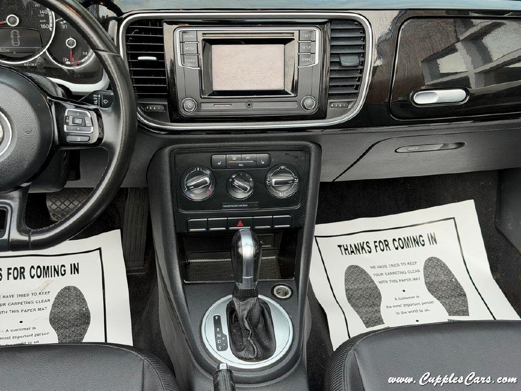 Volkswagen Beetle  2014