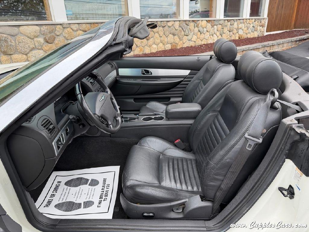 Ford Thunderbird  2002