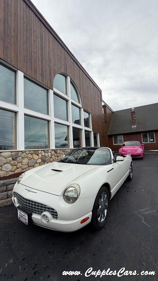 Ford Thunderbird  2002