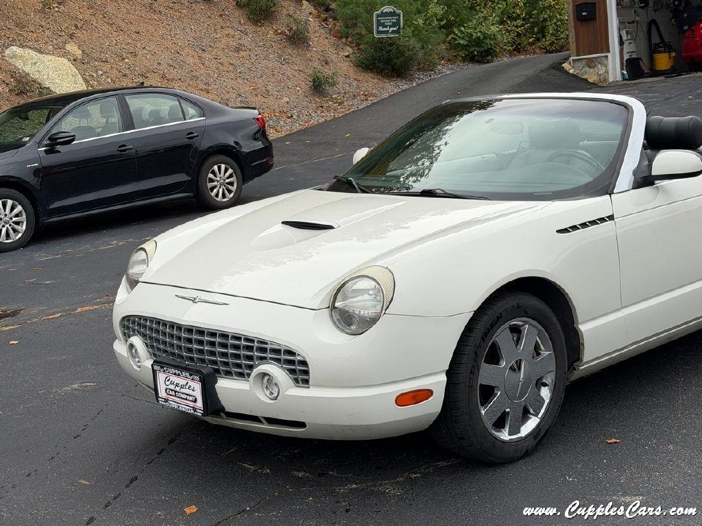 Ford Thunderbird  2002